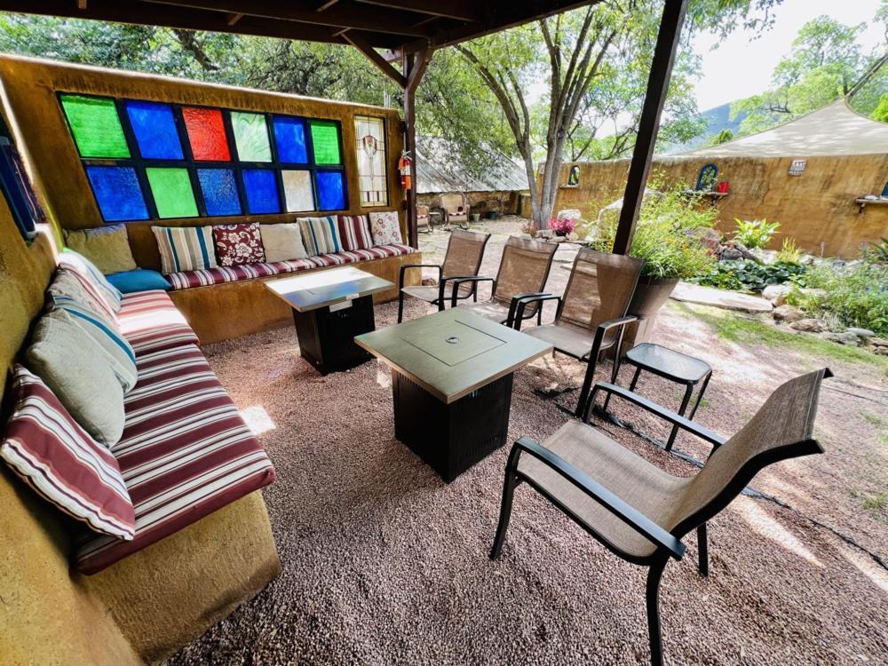 فندق Mile High Ranch بيسبي المظهر الخارجي الصورة